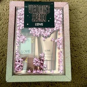 Victoria Secret Love GiftSet
